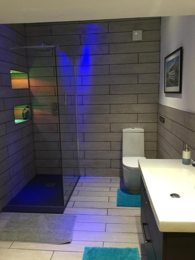 Vollie House With Hot Tub, Sauna & Log Burner Penpont Luaran gambar
