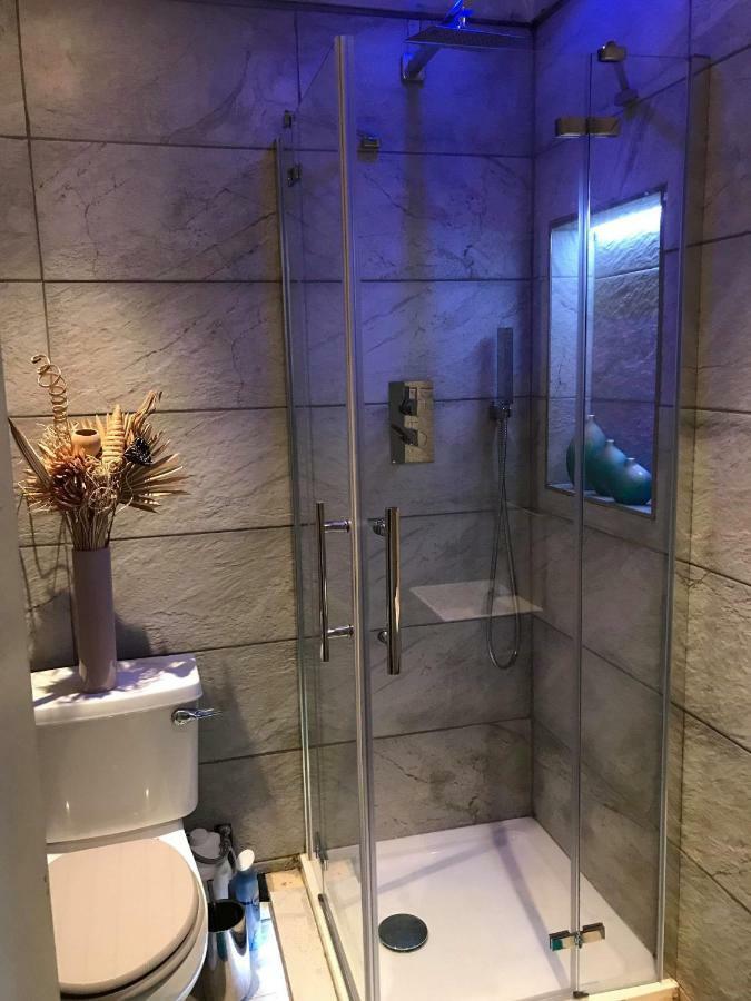Vollie House With Hot Tub, Sauna & Log Burner Penpont Luaran gambar