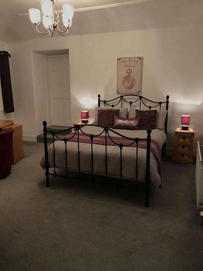 Vollie House With Hot Tub, Sauna & Log Burner Penpont Luaran gambar